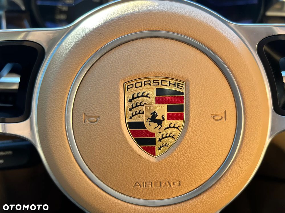 Porsche Macan Turbo PDK - 18