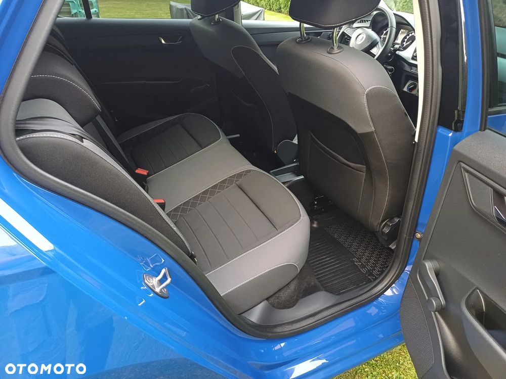 Skoda Fabia 1.0 TSI Ambition - 11