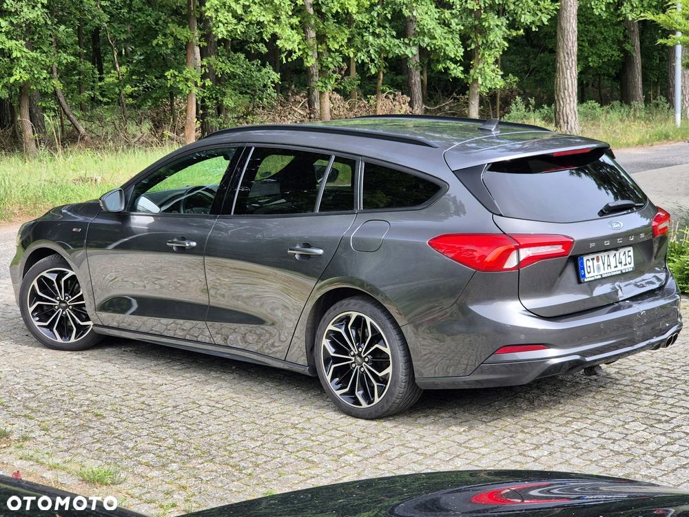 Ford Focus 2.0 EcoBlue STart-Stopp-System ST-LINE X - 6