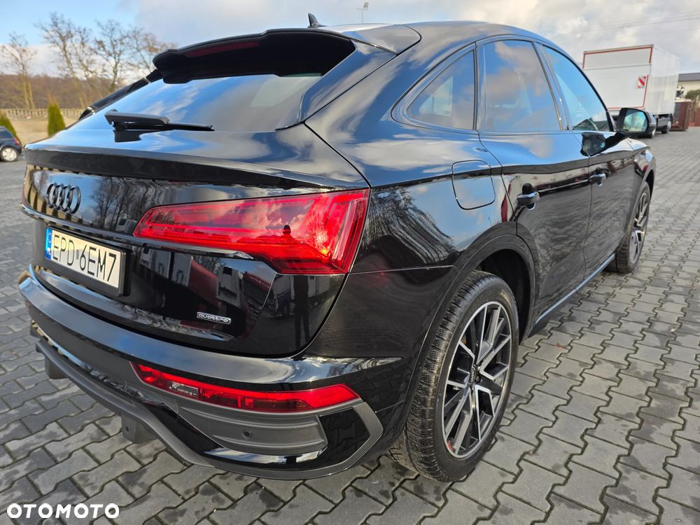 Audi Q5 Sportback - 9