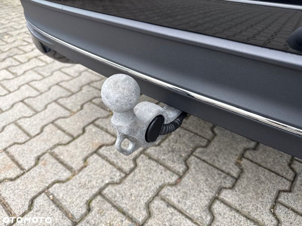 Volkswagen Passat Variant 1.5 TSI ACT mHEV Business Plus DSG - 39
