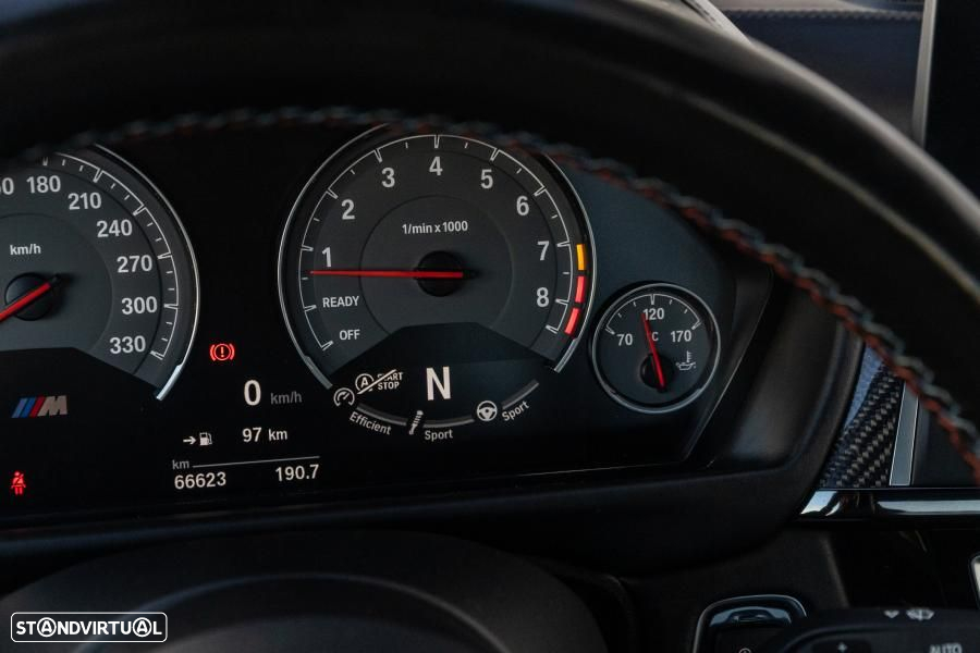 BMW M4 Coupe DKG Competition - 37