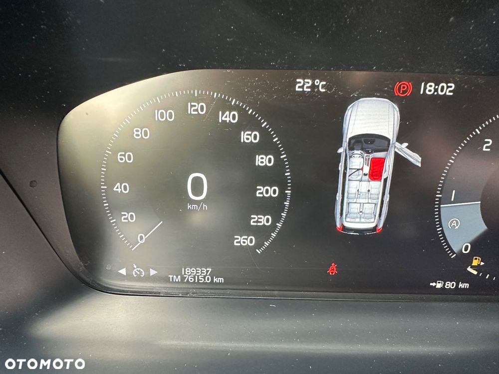 Volvo XC 90 D5 AWD Momentum - 35