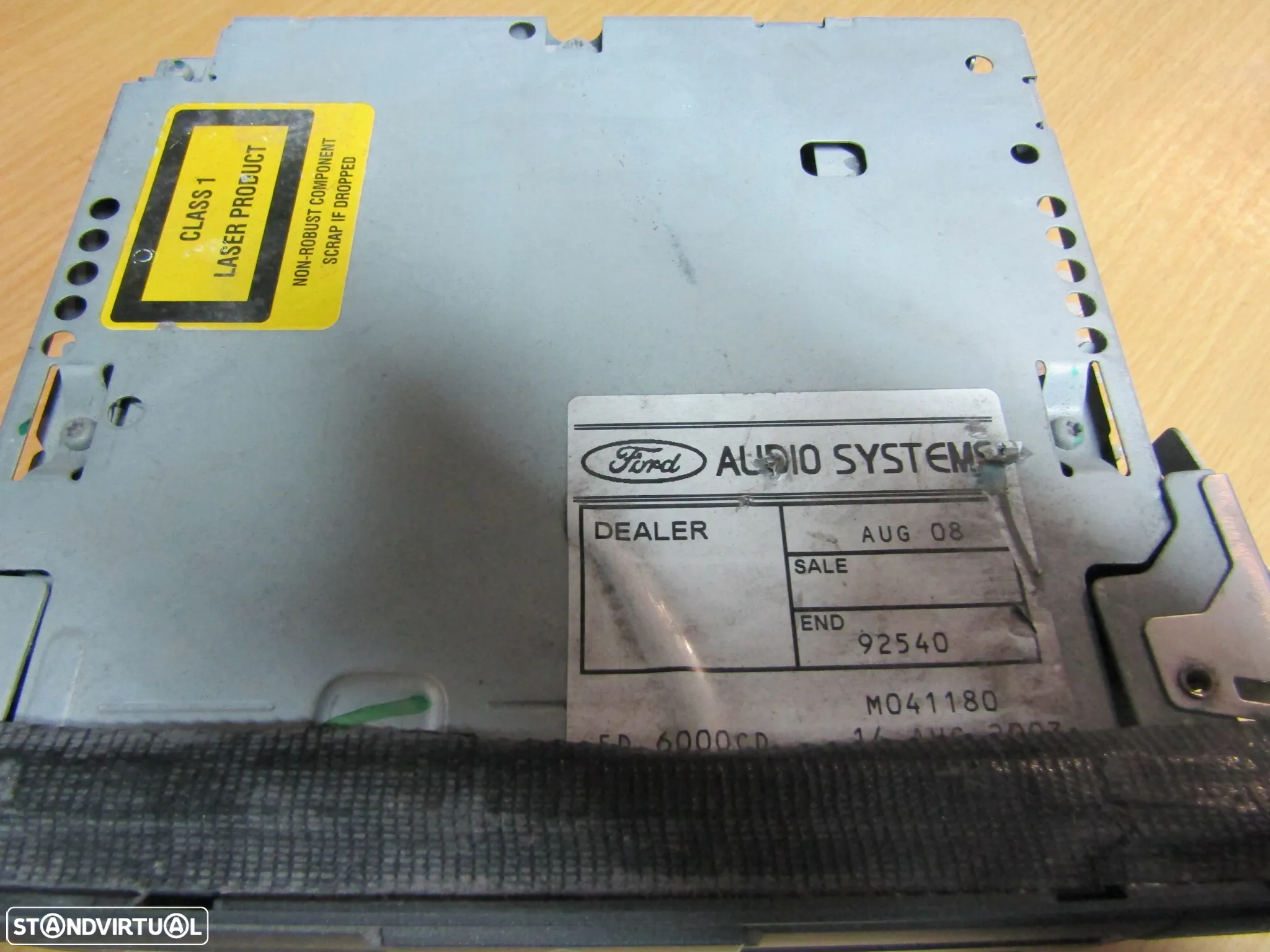 Radio Ford 6000 CD (ver fotos) - 2