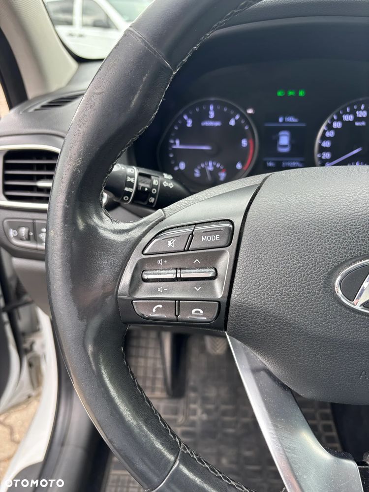 Hyundai i30 1.6 D Classic + - 19