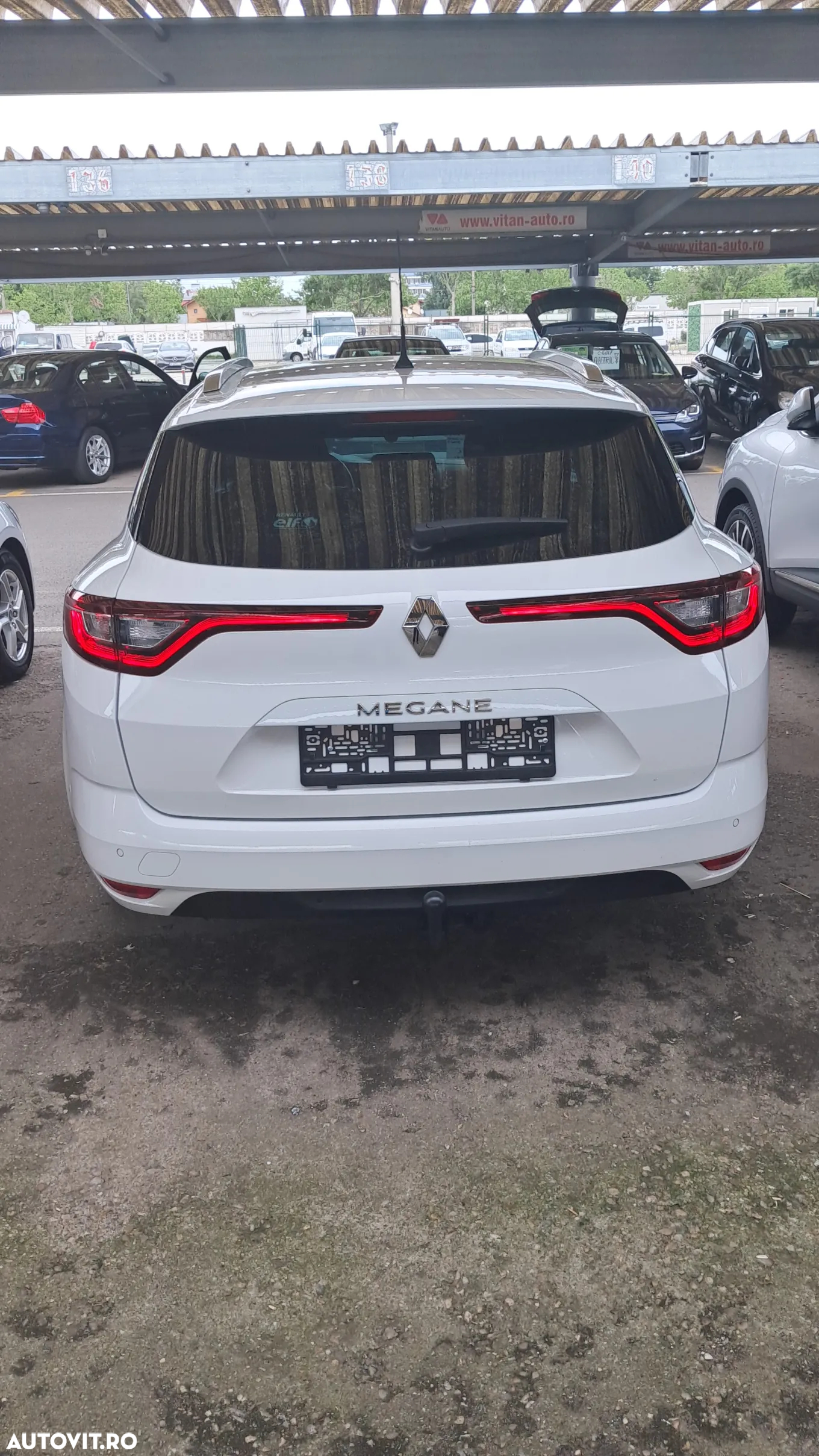 Renault Megane Estate TCe GPF Zen - 7