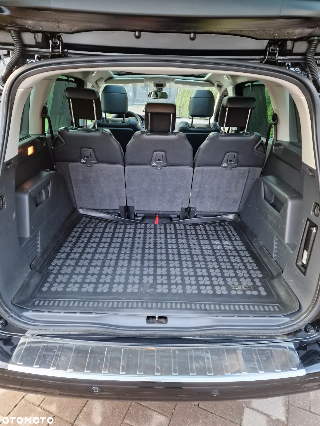 Peugeot 5008 2.0 HDi Allure 7os - 31