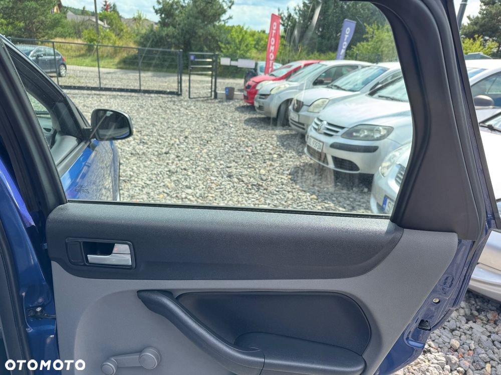 Ford Focus 1.8 TDCi Ghia - 18