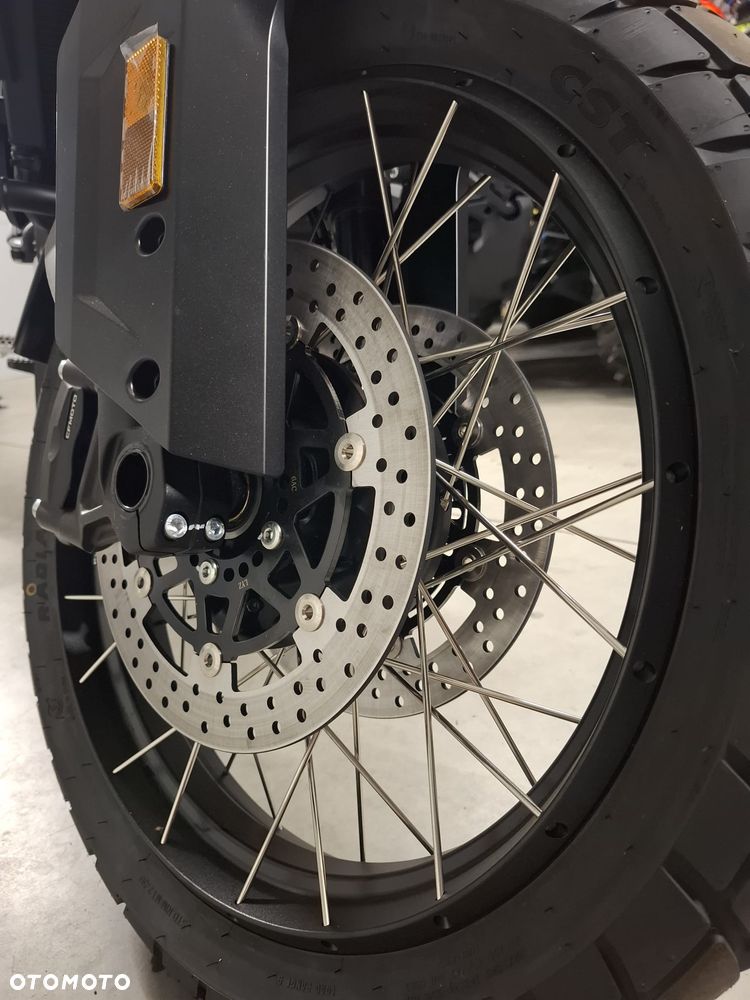CFMoto 700MT - 8