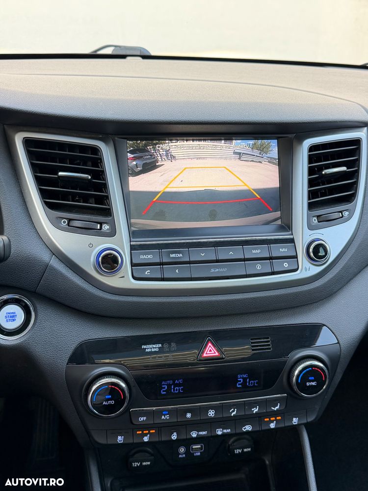 Hyundai Tucson 2.0 CRDI 4WD 8AT Premium - 13