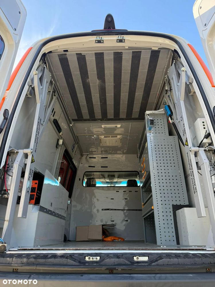 Volkswagen Crafter - 33