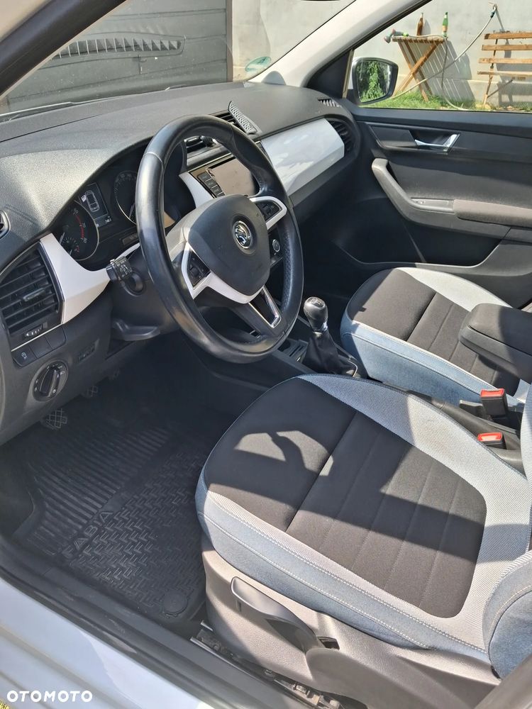 Skoda Fabia - 13