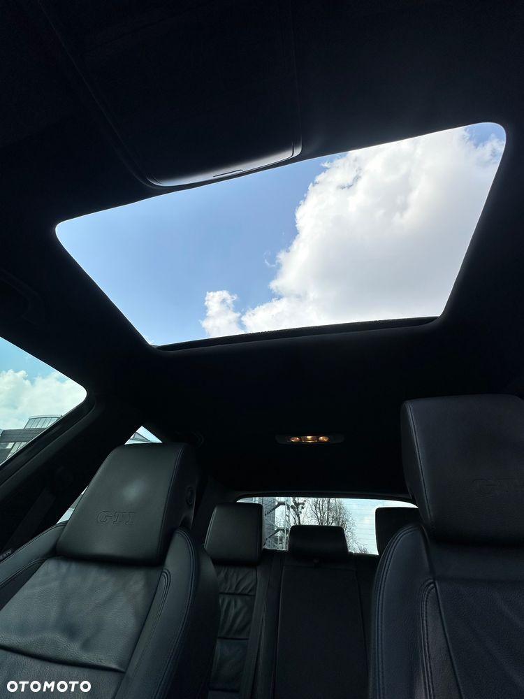 Volkswagen Golf - 15