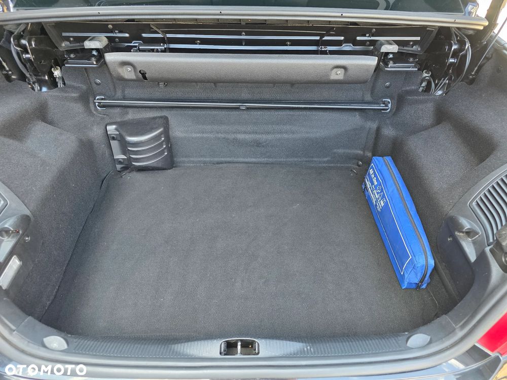 Peugeot 207 CC 1.6 Intense - 21