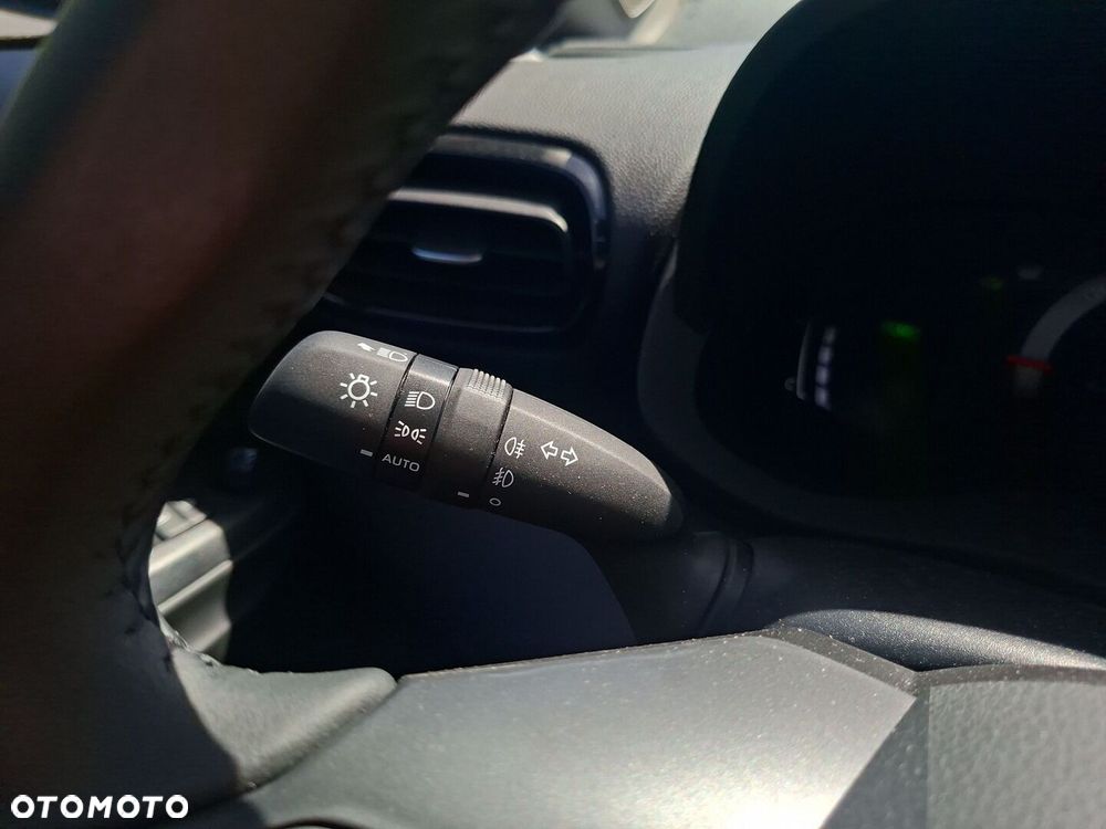 Toyota Yaris Cross Hybrid 1.5 Comfort - 19