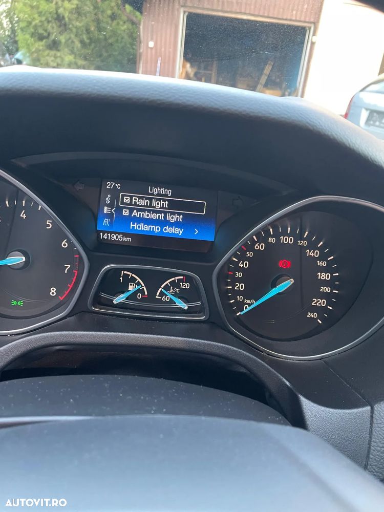 Ford Focus 1.0 EcoBoost Start Stop Trend - 34