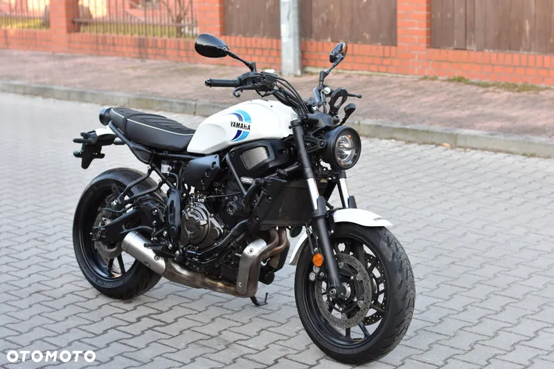 Yamaha XSR - 3