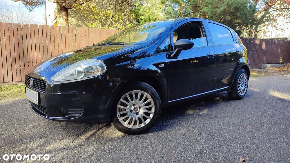 Fiat Grande Punto Actual 1.2 8V Estiva - 18