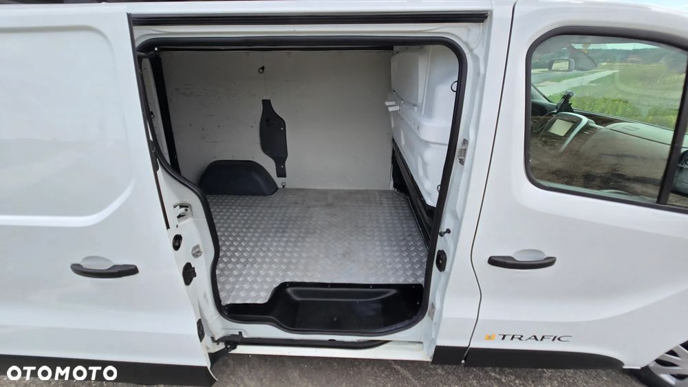 Renault Trafic - 13