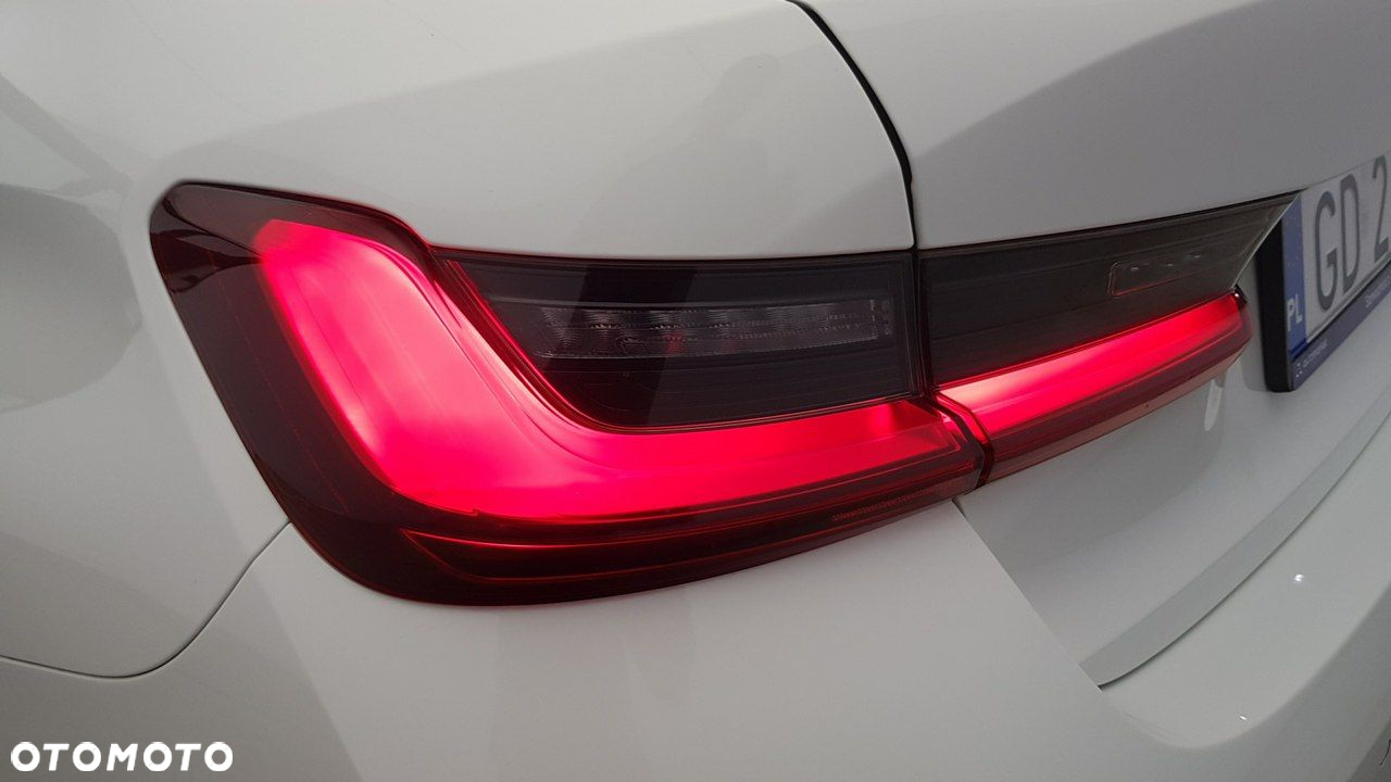 BMW Seria 3 - 17