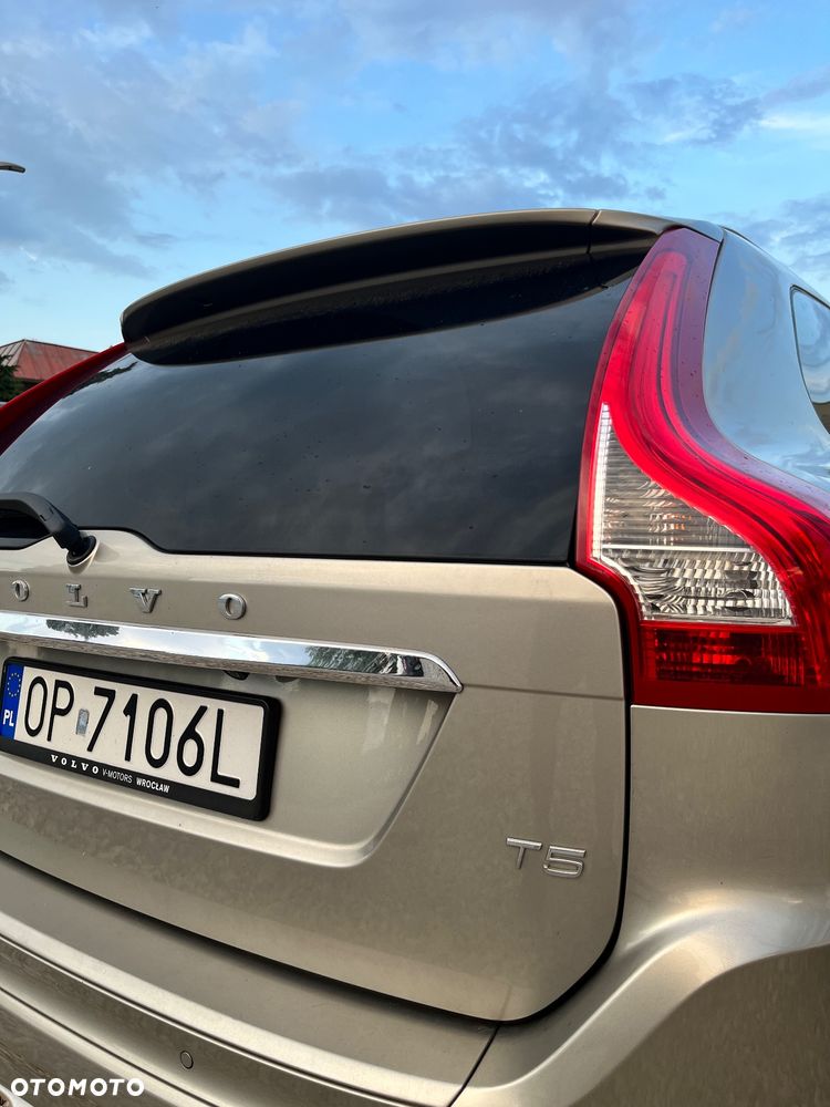 Volvo XC 60 T5 Drive-E Summum - 6