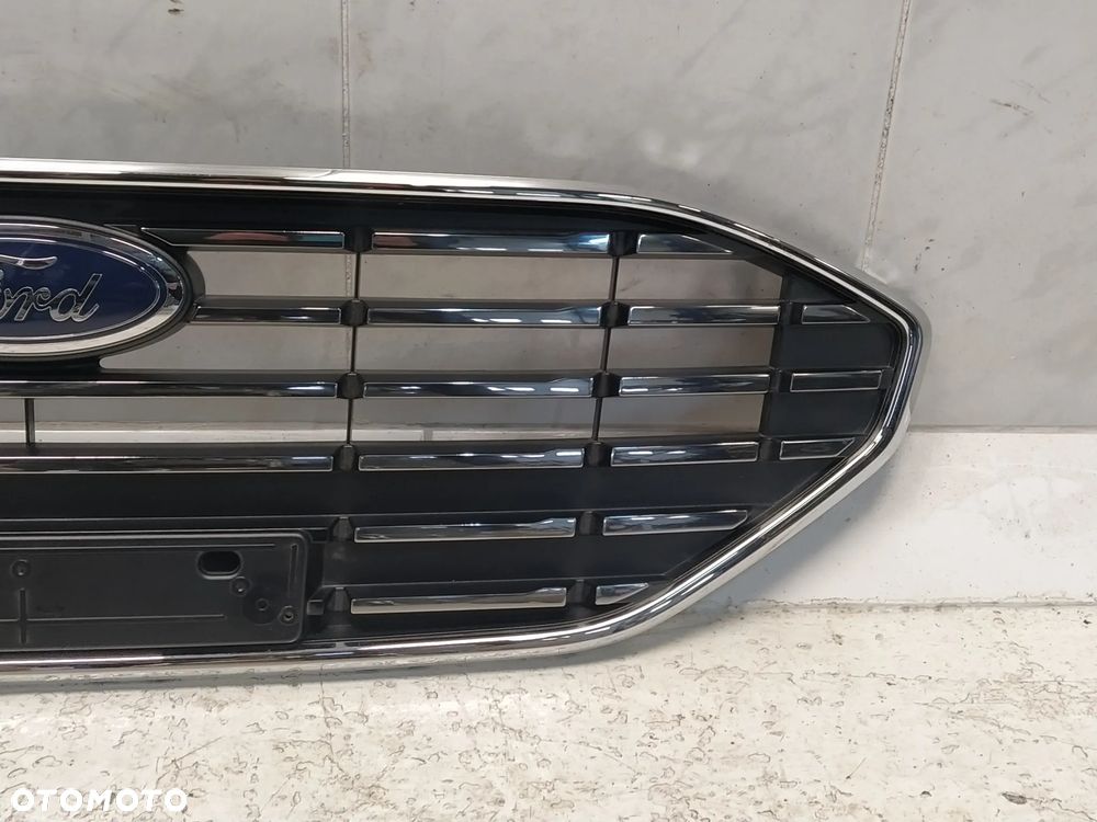 FORD FIESTA MK8 GRILL ATRAPA CHŁODNICY CHROM ZNACZEK KOMPLETNY ORYGINAŁ - 5