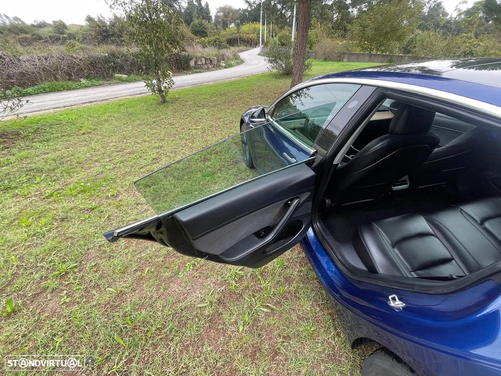 Tesla Model 3 Long-Range Dual Motor AWD - 18