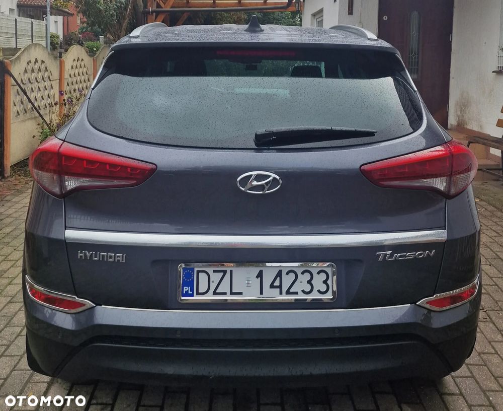 Hyundai Tucson - 4
