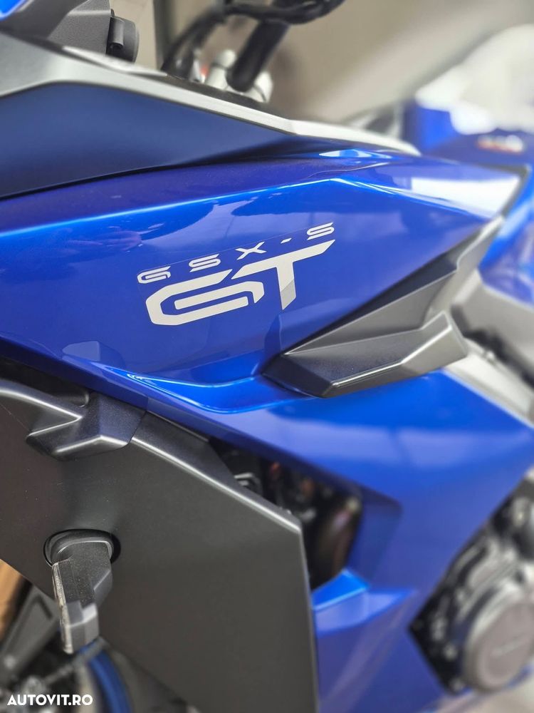 Suzuki GSX-S1000GT - 2