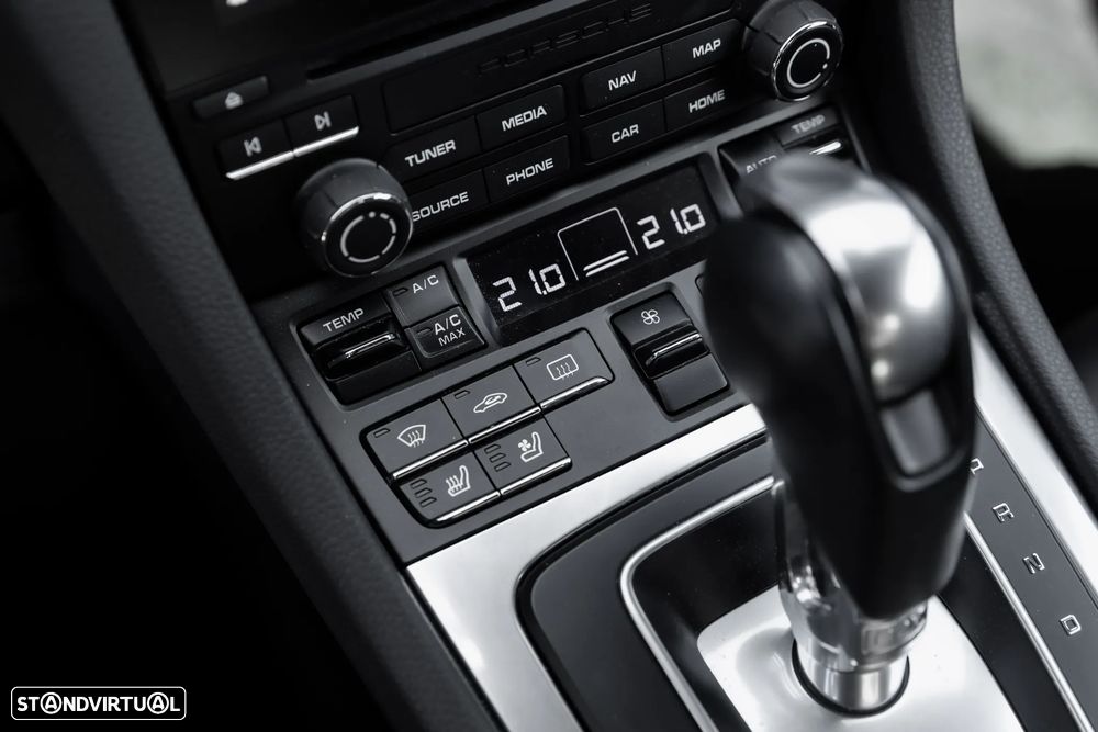 Porsche 911 (991) Carrera 4 S PDK - 33