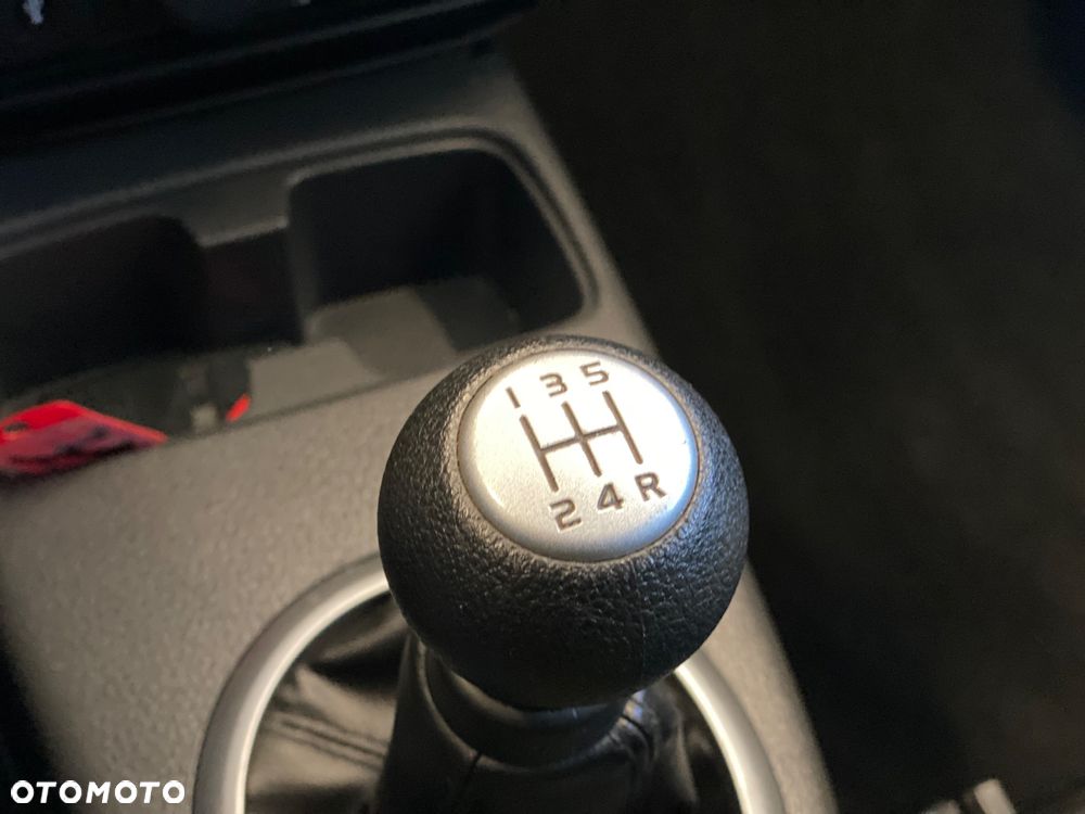 Suzuki SX4 1.6 Premium - 21