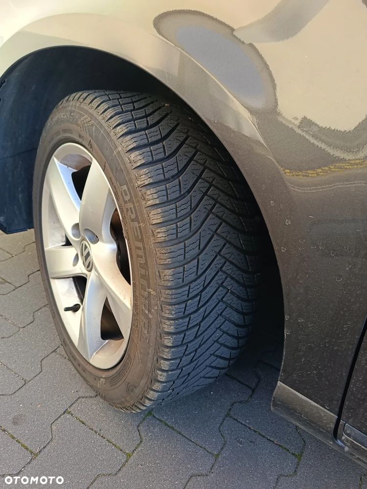 Volkswagen Passat - 10
