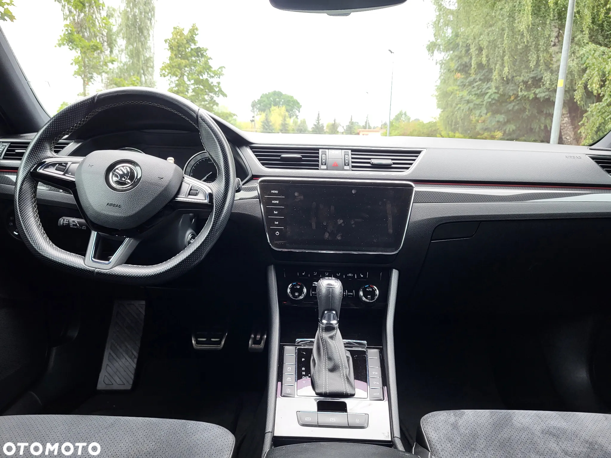 Skoda Superb 2.0 TSI 4x4 DSG Sportline - 17