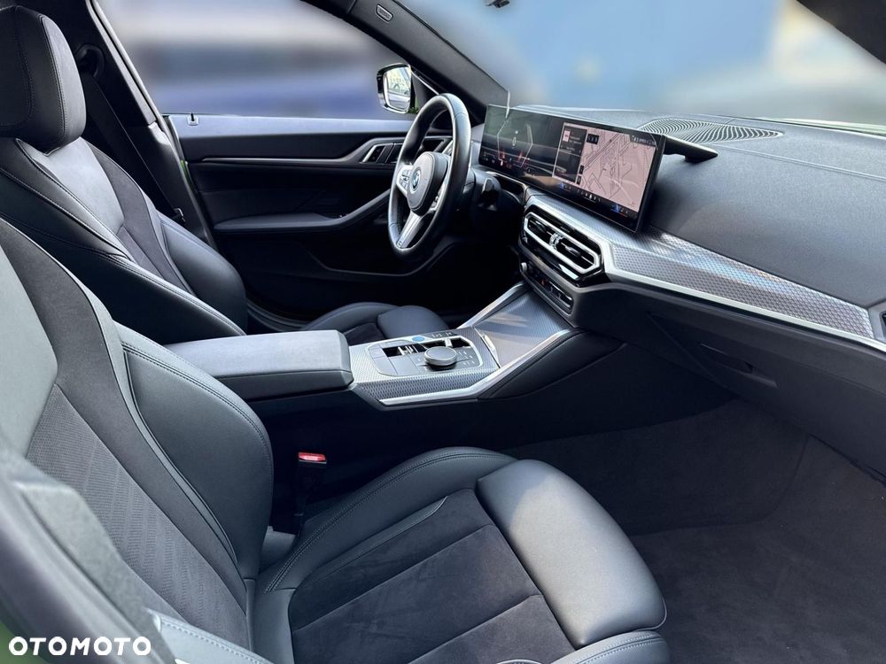 BMW i4 - 20