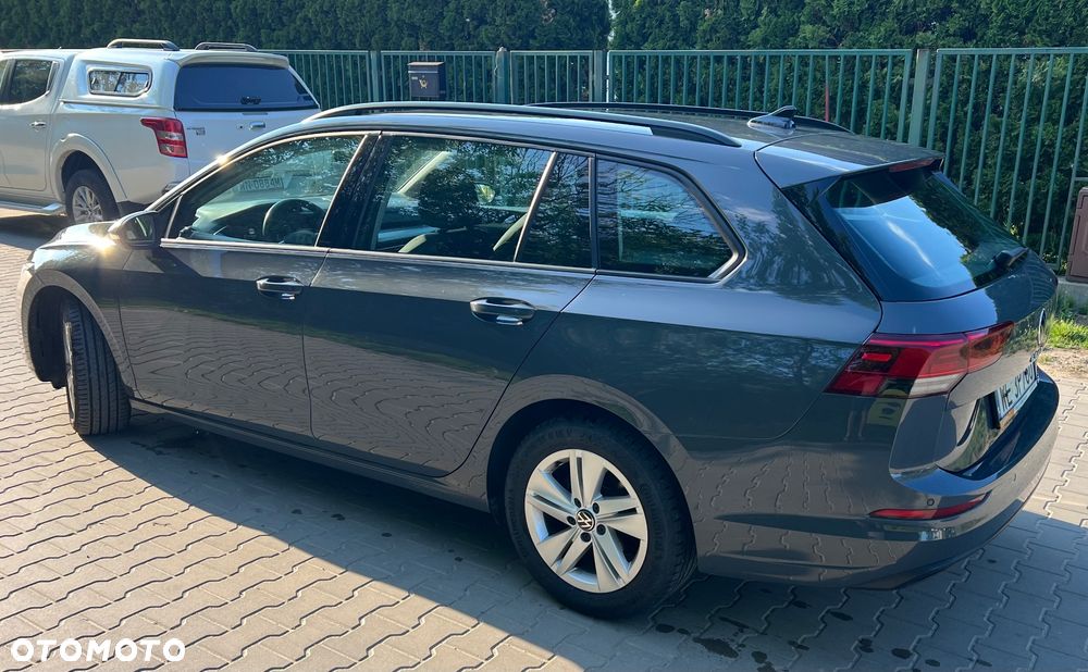 Volkswagen Golf 1.5 eTSI EVO Life DSG - 9