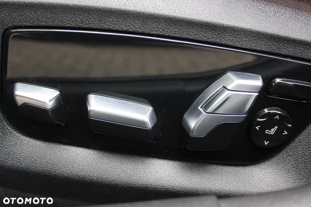 BMW Seria 5 - 13