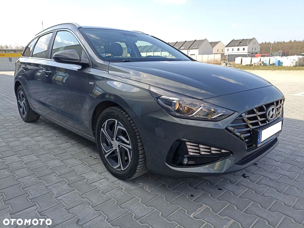 Hyundai i30 1.5 T-GDI 48V Comfort DCT - 3