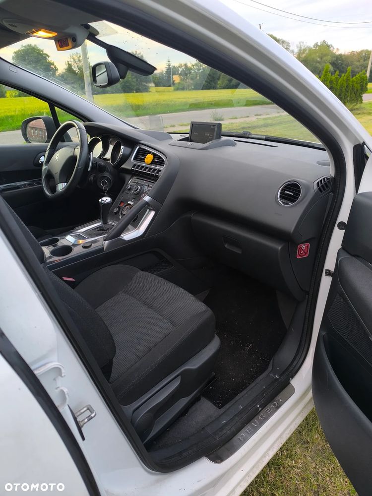 Peugeot 3008 - 8
