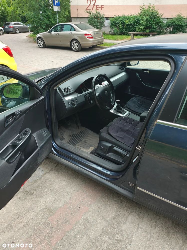 Volkswagen Passat 1.8 TSI Comfortline - 12