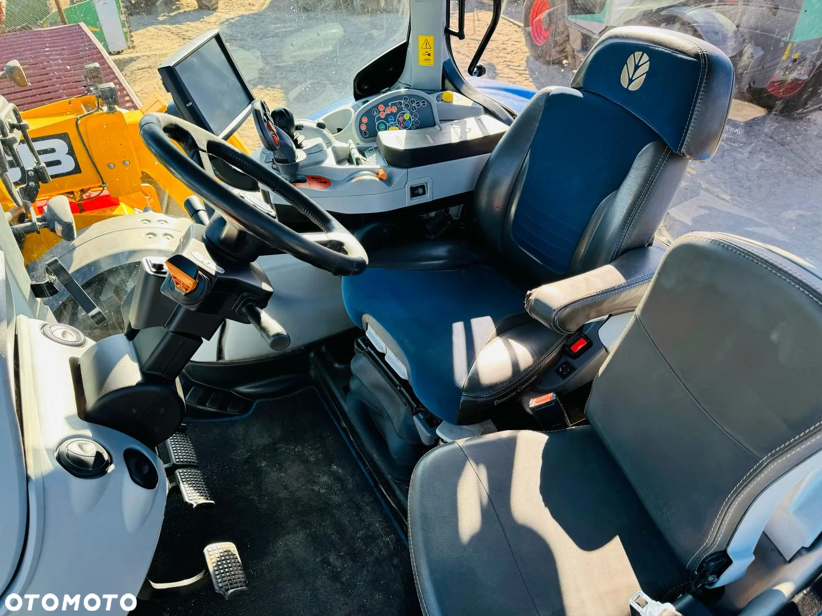 New Holland T7.230 - 12