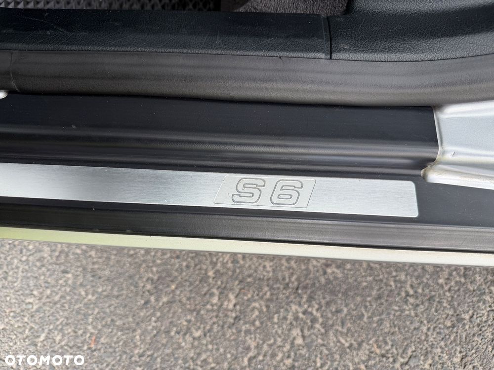 Audi S6 Avant 4.2 Quattro Tiptronic - 11