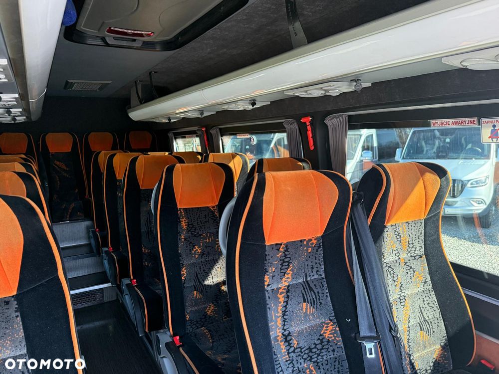 Mercedes-Benz Sprinter 516 - 14