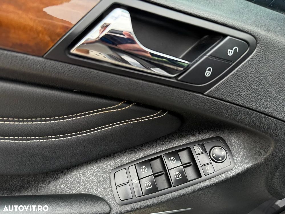 Mercedes-Benz ML 300 CDI BlueEfficiency Aut - 15