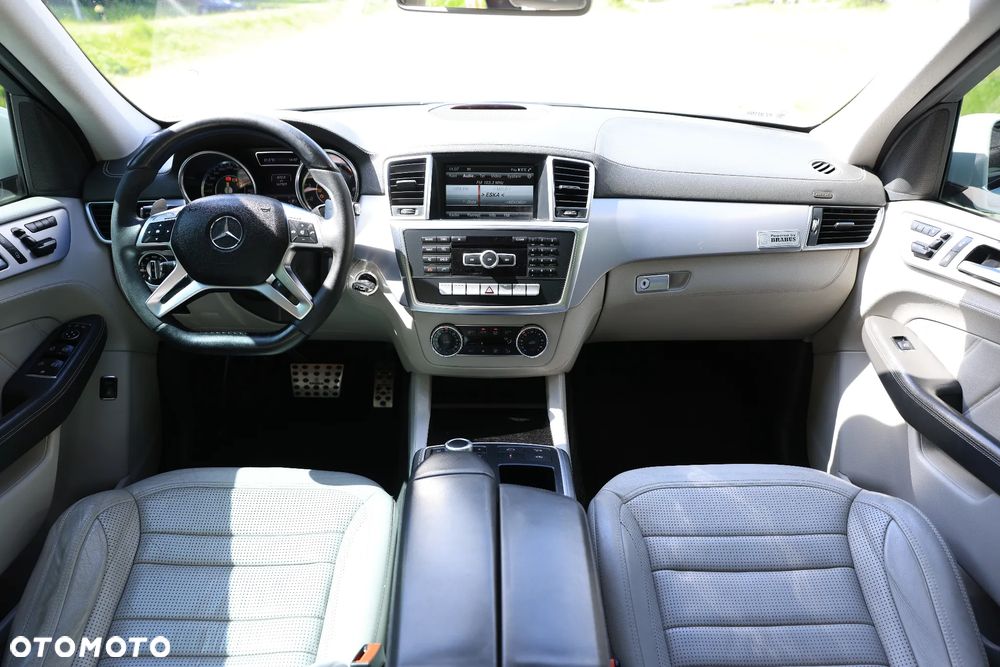 Mercedes-Benz ML - 32