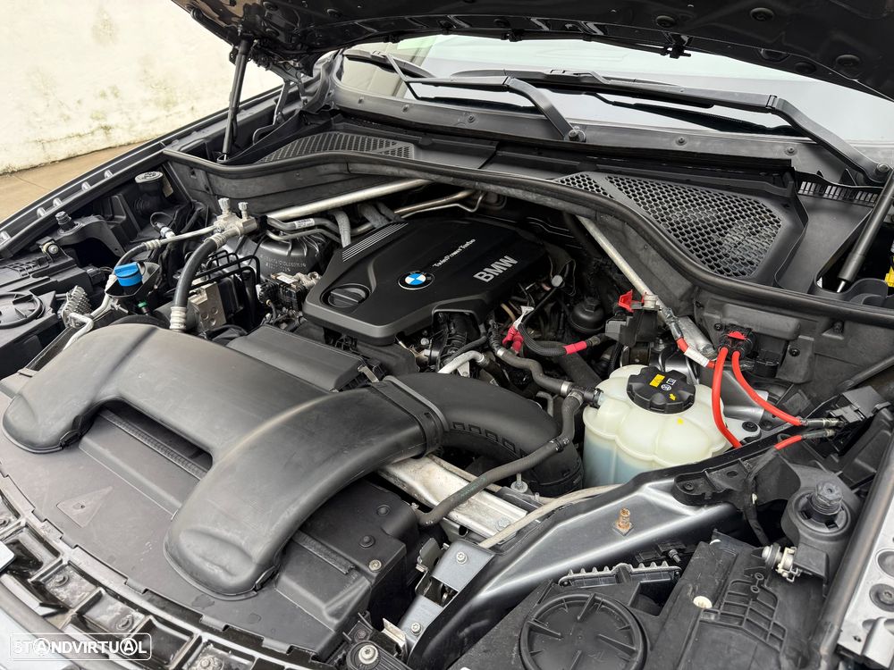 BMW X5 25 d xDrive Pack M 50 anos - 31