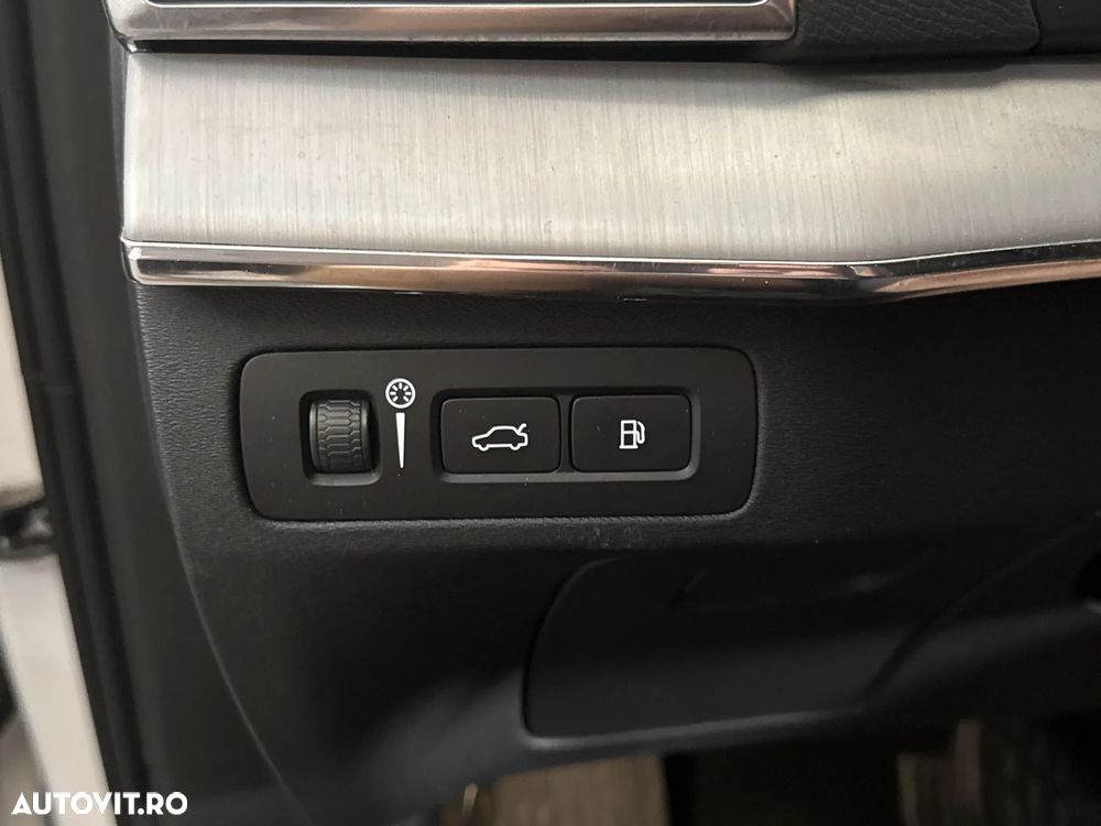 Volvo XC 90 - 17