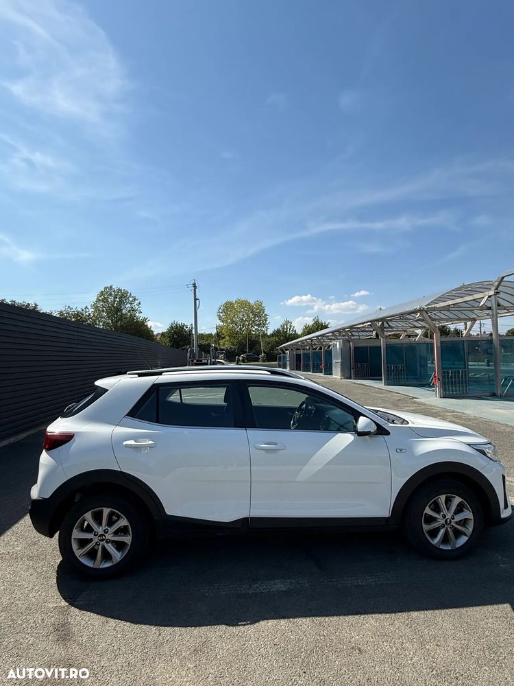 Kia Stonic - 2