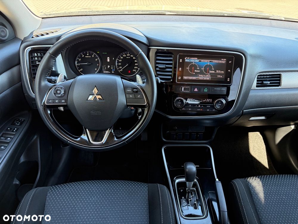 Mitsubishi Outlander 2.0 2WD CVT Edition+ - 13