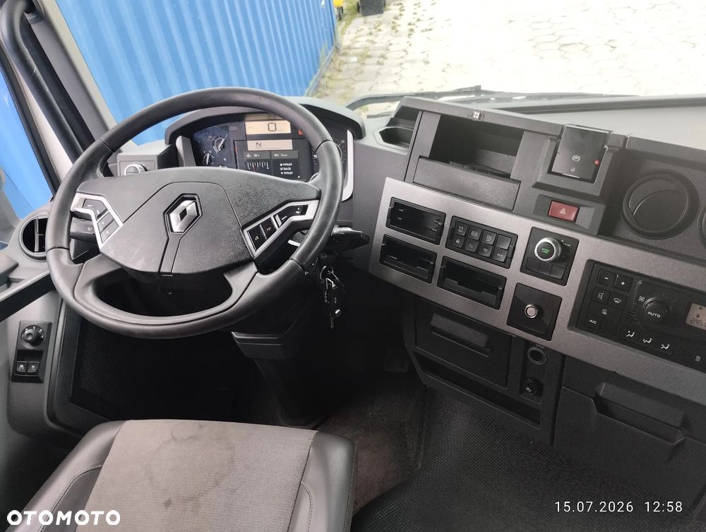 Renault T - 4