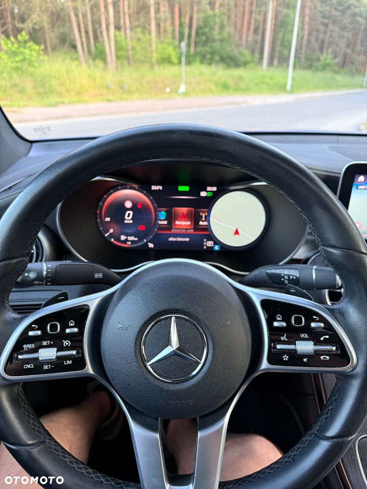 Mercedes-Benz GLC 200 4Matic 9G-TRONIC AMG Line - 4